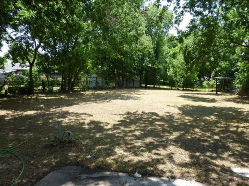 4900 Blueberry Trl, Austin TX  78723-5312 exterior