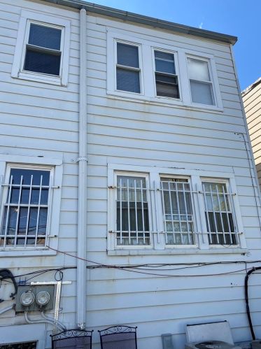 3015 Parkside Ave, Chicago IL 60639-2940 exterior