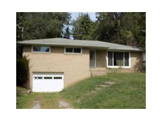 264 Moon Clinton Rd, Moon Twp, PA 15108-2415