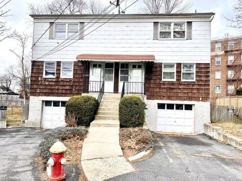 23 Kenyon Pl, Mount Vernon NY 10552-3018 exterior