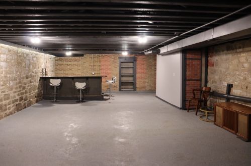 559 37th St, Chicago IL 60609-1063 exterior