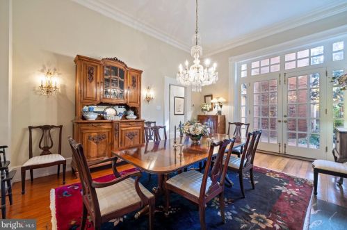 1016 Clinton St, Philadelphia PA 19107-6017 exterior