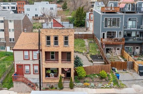 220 Alpine Ave, Pittsburgh, PA 15212-4077