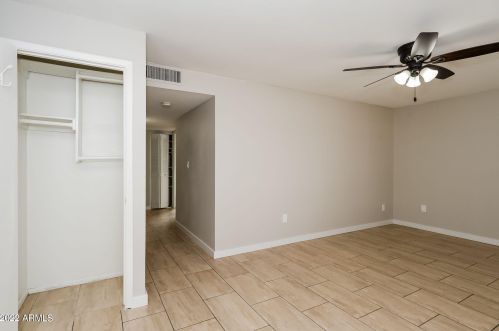 2211 54th Ln, Phoenix AZ  85035-3701 exterior