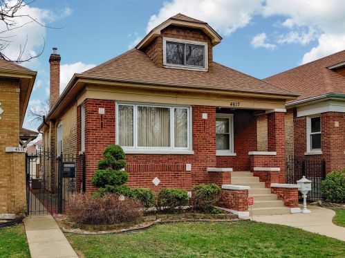 4617 Wrightwood Ave, Chicago, IL 60639-1844