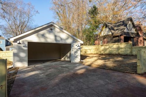 2180 Hosea L Williams Dr, Atlanta GA  30317-2555 exterior