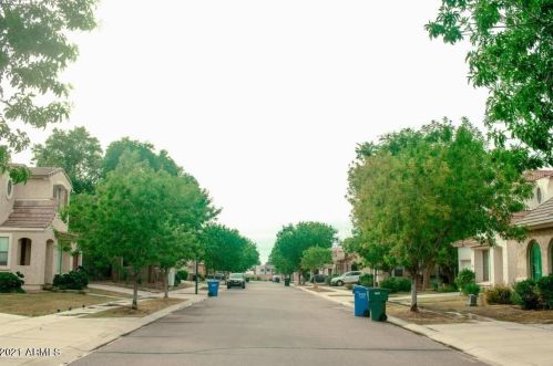 1843 Dunbar Dr, Phoenix AZ 85041-6350 exterior