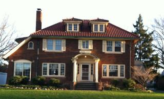 17445 Lake Ave, Cleveland, OH 44107-1147