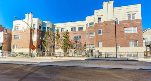 2026 Grand Ave, Chicago, IL 60612-1560