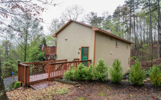 235 Mallard Cir, Unaka, NC 28906-5661
