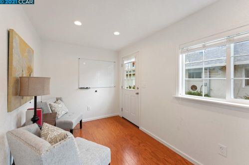 4075 Nulty Dr, Concord CA 94521-1810 exterior