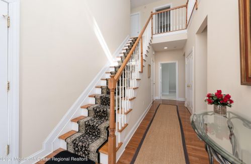 28 Adams Way, Red Bank, NJ 07702