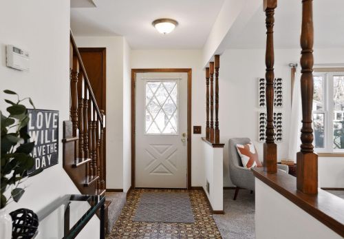 15465 Dresden Trl, Saint Paul, MN 55124-6898