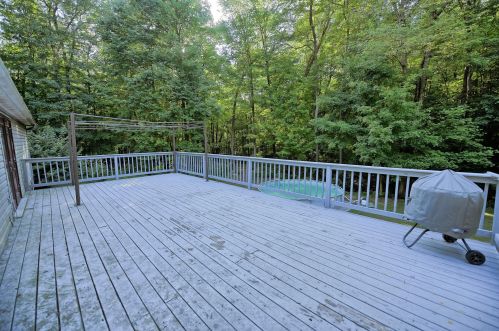 12500 Okemos Rd, Portland MI 48875-1800 exterior