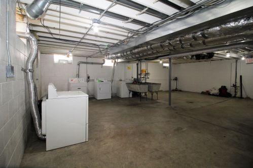 8616 Congress St, Milwaukee WI 53225-5162 exterior