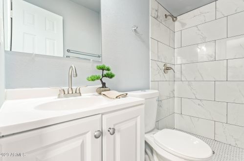 2925 42nd Ave, Phoenix AZ  85019-4323 exterior