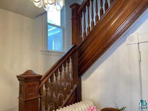 1205 3 St, Duluth MN 55805-1726 exterior