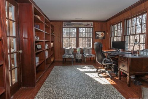 130 Cheesespring Rd, Wilton CT 06897 exterior