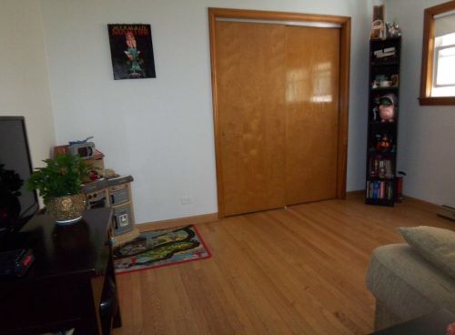 5555 Major Ave, Chicago IL 60630-3326 exterior