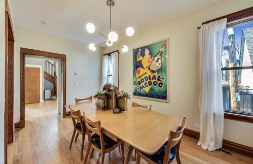 4244 Bell Ave, Chicago IL 60618-2904 exterior