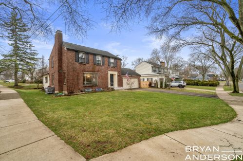 2324 Estelle Dr, Grand Rapids, MI 49506-4114