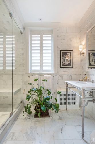 1521 State Pkwy, Chicago IL 60610-1613 exterior