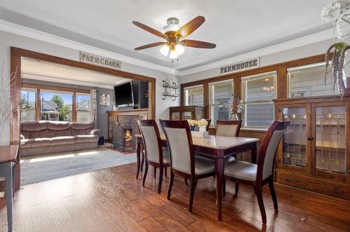 1015 76, Milwaukee WI 53214-3031 exterior