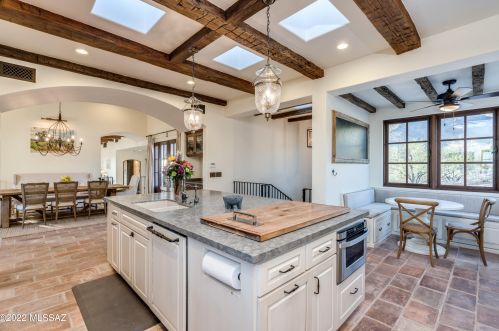 6941 Finger Rock Pl, Tucson AZ  85718-1401 exterior