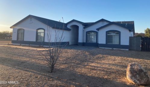 38030 23rd Ave, Phoenix AZ  85086-9623 exterior