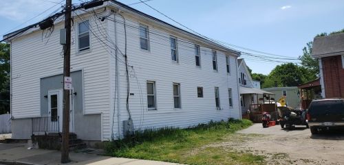 35 Fowle St, Woburn MA 01801-5108 exterior