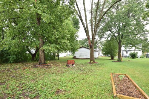 2926 Bobolink Ave, Milwaukee WI  53209-4248 exterior