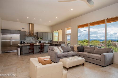 5307 Sundown Dr, Tucson AZ  85718-5516 exterior