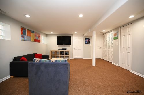 3807 Odell Ave, Chicago IL 60634-3404 exterior