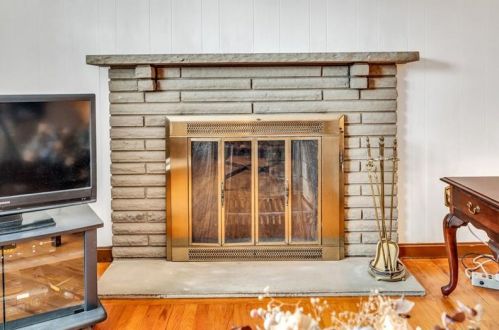 817 Rockwood Ave, Pittsburgh PA 15234-1304 exterior