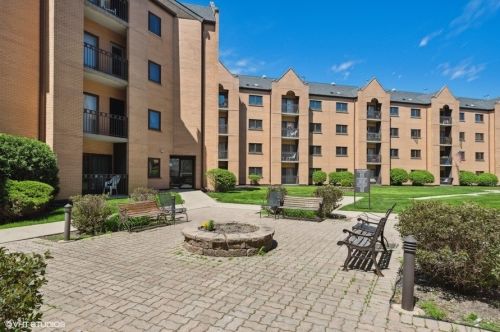 7410 Lawrence Ave, Chicago IL  60706-3471 exterior