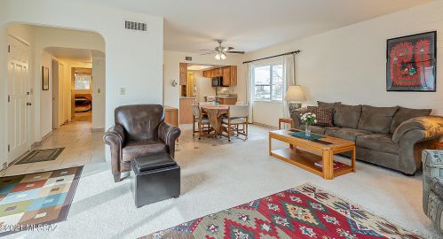 309 Circulo Del Paladin, Green Valley AZ 85614-3201 exterior