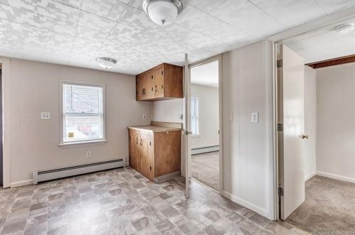 120 Camptown St, Derby CT 06418-1652 exterior