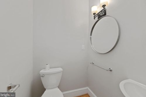 600 Cedar St, Washington DC  20012-2426 exterior