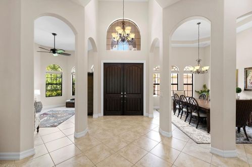 8838 Lely Island Cir, Naples, FL 34113-2606