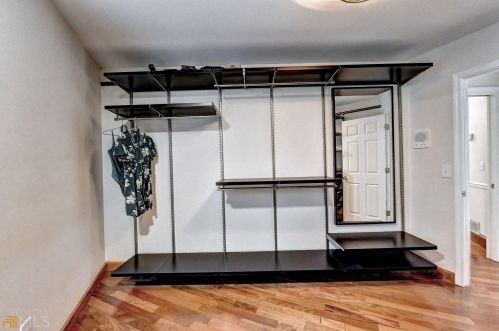 8388 Lake Dr, Lithonia GA  30039-5724 exterior