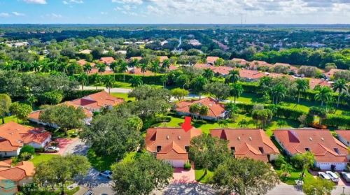 7572 Is Breeze Ter, Boynton Beach FL 33437-5403 exterior