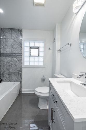 5505 Parkside Ave, Chicago IL  60638-2814 exterior