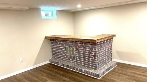 9 Dixfield Rd, Worcester MA  01606-1085 exterior