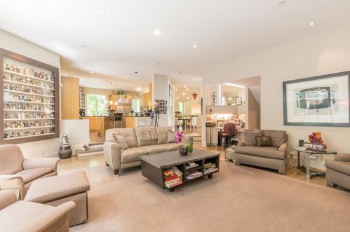 55 Finch Frst Trl, Atlanta GA 30327-4576 exterior