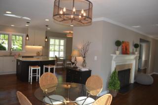 815 Glenbrook Rd, Milwaukee, WI 53217-1436