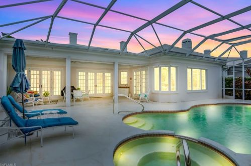 800 Ashburton Dr, Naples FL 34110-7906 exterior