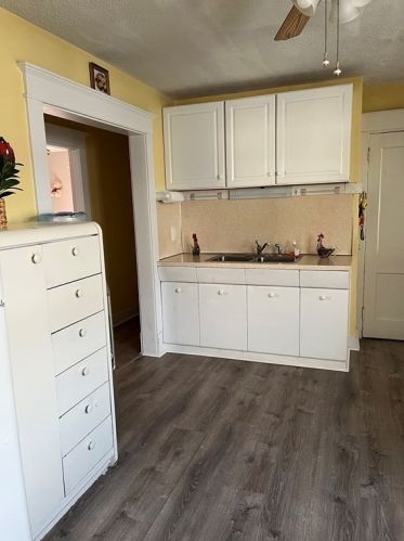 111 Wilber St, Springfield MA 01104-2527 exterior