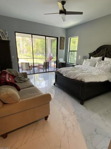 5025 Hickory Wood Dr, Naples FL 34119-1417 exterior