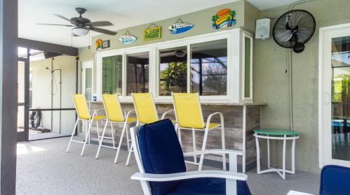 2471 Shell Ave, Fort Pierce FL  34952-6857 exterior