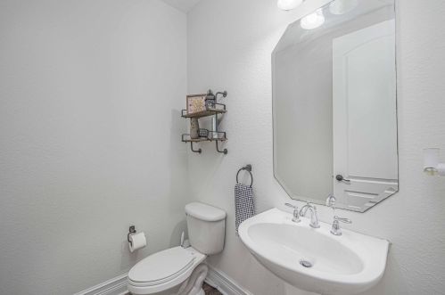 6117 Kendra Ln, Fort Pierce FL 34983-4140 exterior